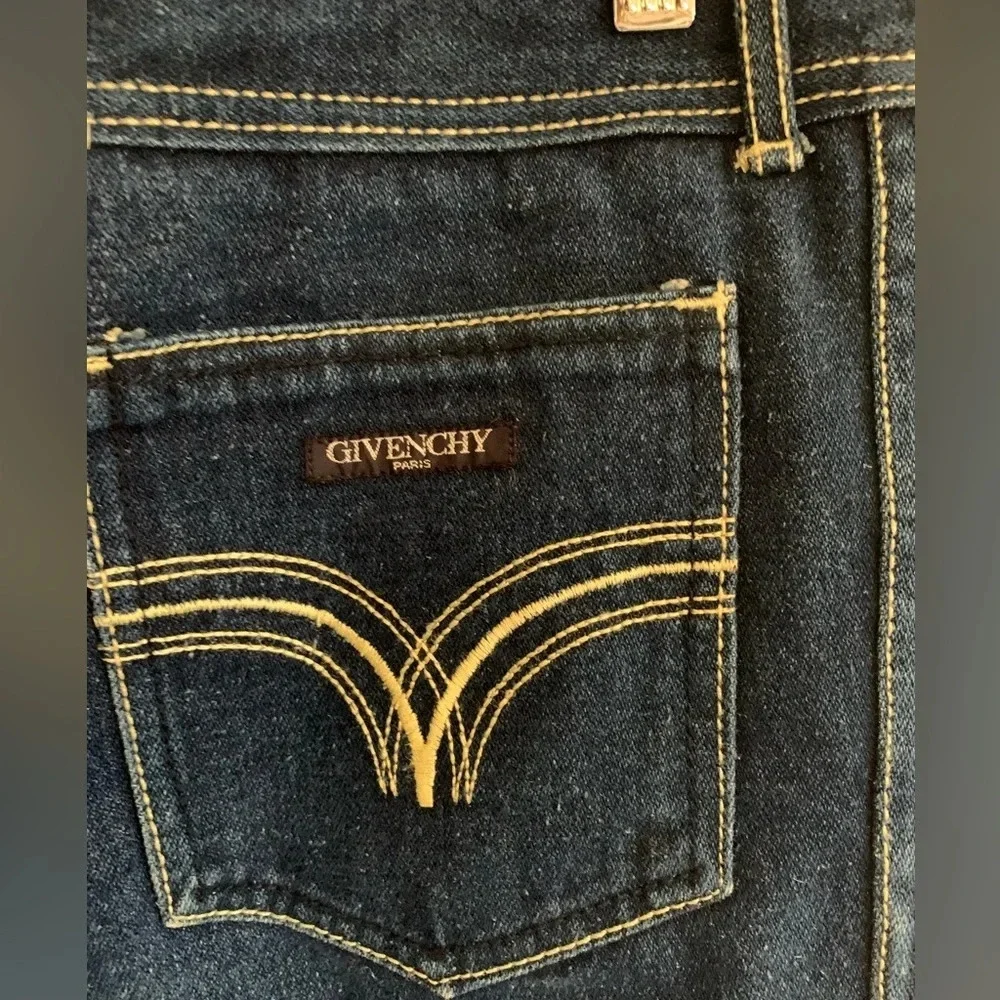 Vintage Givenchy 70's style straight leg high rise jeans. Size 28. - Picture 6 of 17